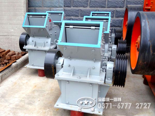 小型錘式破碎機(jī)工作原理、型號(hào)及參數(shù)