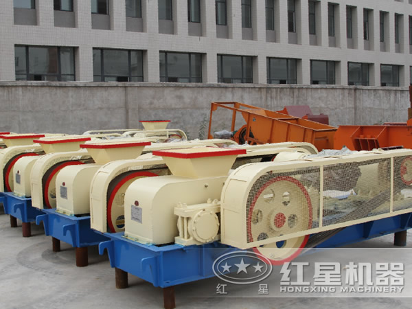 對(duì)輥式破碎機(jī) 對(duì)輥式破碎機(jī)