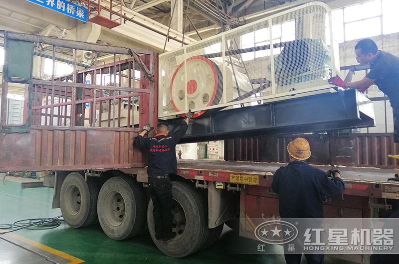 設備裝車發(fā)貨現場 設備裝車發(fā)貨現場