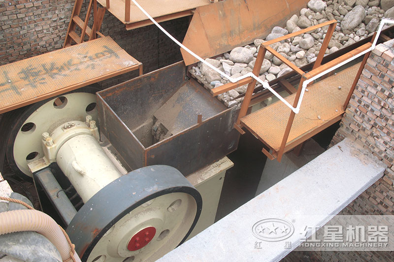 鄂破進(jìn)料口 鄂破進(jìn)料口