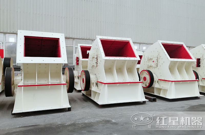 錘式破碎機(jī)圖片 錘式破碎機(jī)圖片