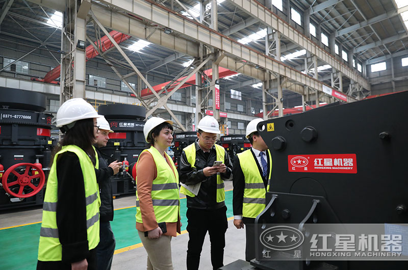 客戶來廠考察設(shè)備 客戶來廠考察設(shè)備