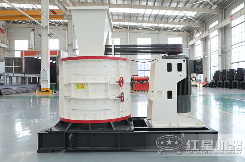 立式復(fù)合式破碎機(jī)圖片 立式復(fù)合式破碎機(jī)圖片