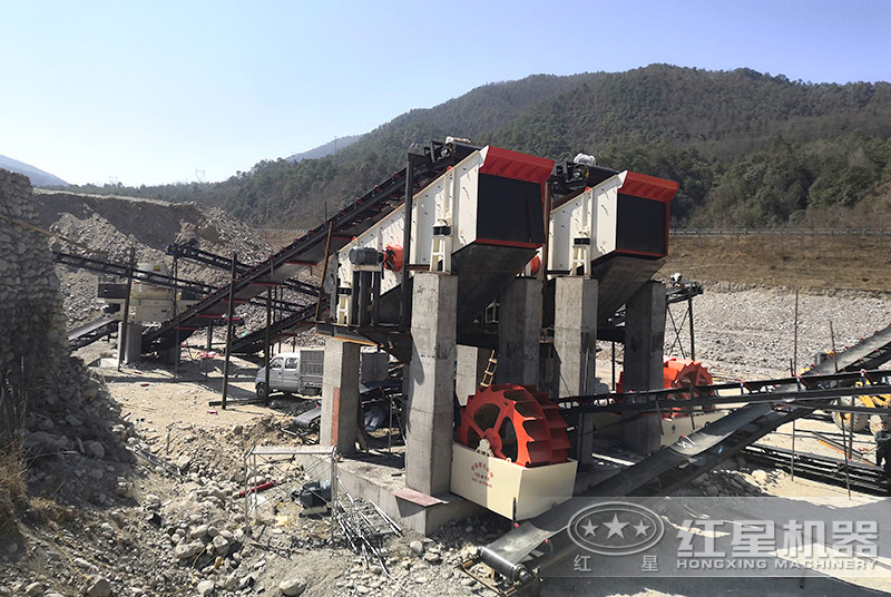 水洗砂現(xiàn)場配置雙輪斗洗砂機(jī) 水洗砂現(xiàn)場配置雙輪斗洗砂機(jī)