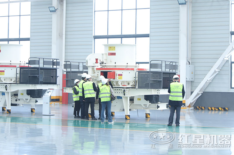 客戶到車間考察設備 客戶到車間考察設備