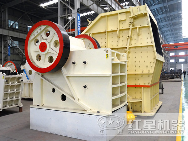 新型鄂式破碎機帶動碎石產業(yè)的轉型