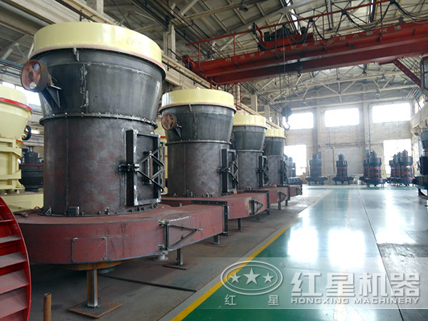 立式磨粉機生產(chǎn)車間