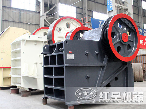 慶元旦，河南紅星鄂式破碎機(jī)年末大優(yōu)惠開始了