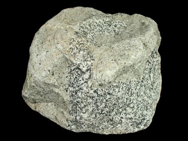 乘載著全套流動破碎篩分機(jī)，小小的石頭實(shí)現(xiàn)了大大的夢想