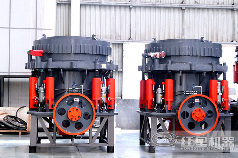 含鐵的石頭用什么破碎機粉碎比較好？