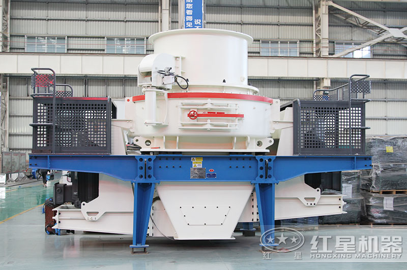 有將鵝卵石破碎成沙的機(jī)器嗎？鵝卵石碎沙機(jī)多少錢？