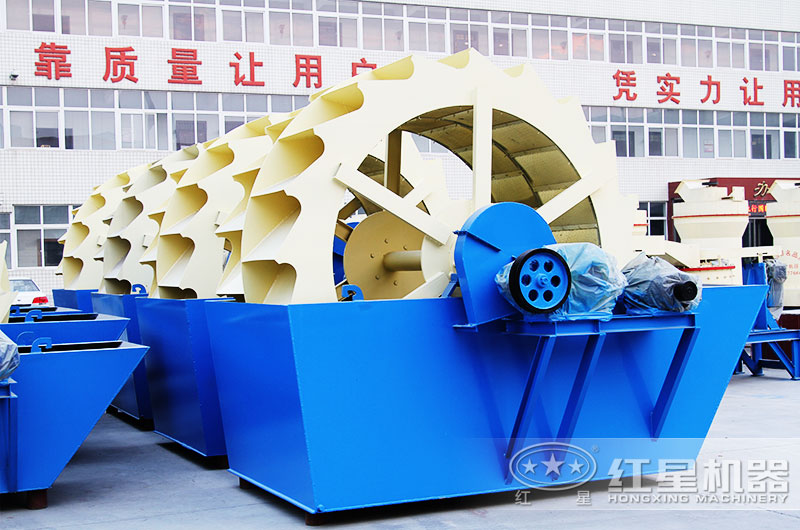 人工撈沙怎么撈，5萬(wàn)落地的水車(chē)撈沙機(jī)讓您省時(shí)省力