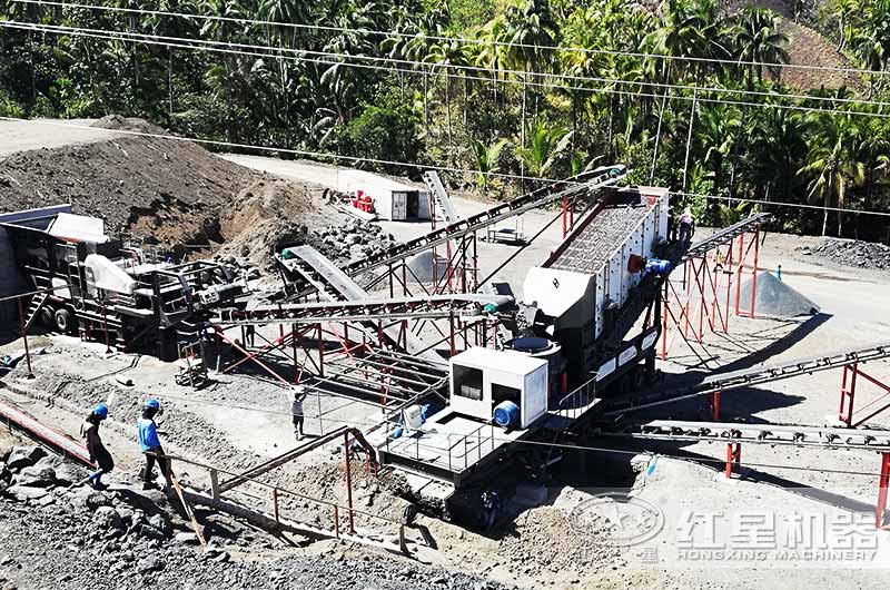 菲律賓二合一移動顎式圓錐破一體機生產現(xiàn)場