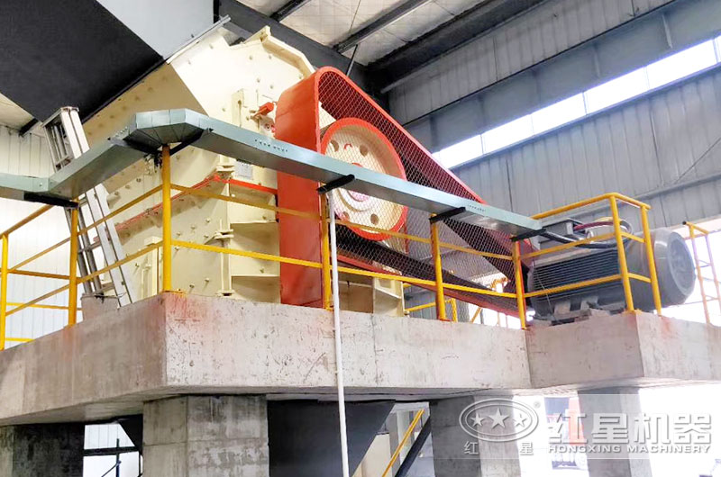 細(xì)碎機作業(yè)現(xiàn)場