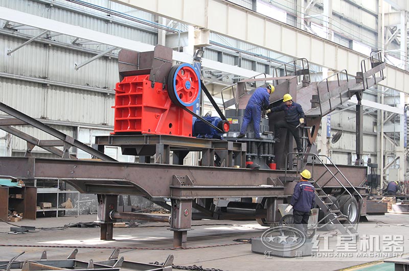 四合一移動破碎機(jī)