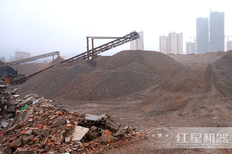 建筑垃圾變廢為磚設備多少錢，建筑垃圾做的磚多少錢一塊？