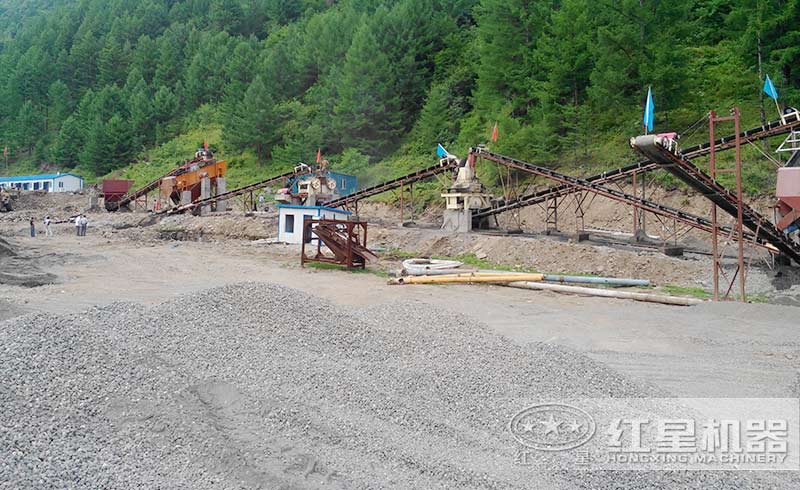 一臺(tái)小型號(hào)的石頭磨沙子機(jī)器多少錢？