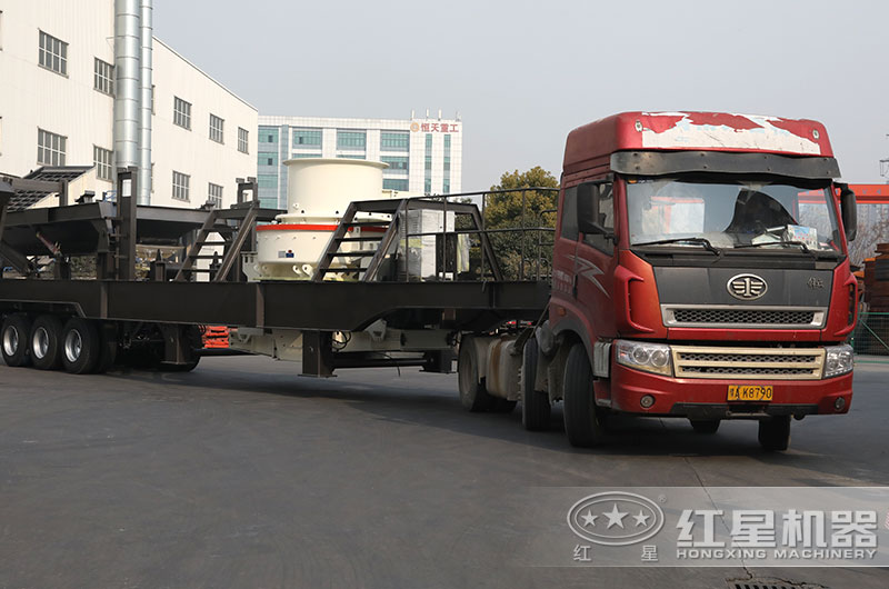 紅星移動式HVI制砂機發(fā)貨現場