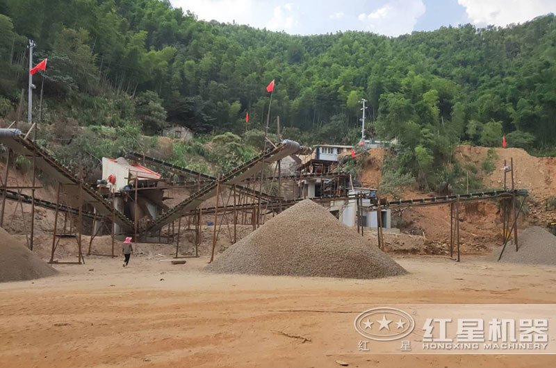 15萬預(yù)算，能買到哪種河卵石及建筑廢料用多功能破碎機？