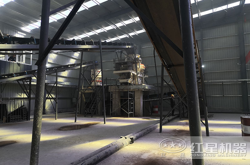 洞渣加工砂石合法嗎？繳納資源稅嗎？需要用到哪些砂石加工設(shè)備？