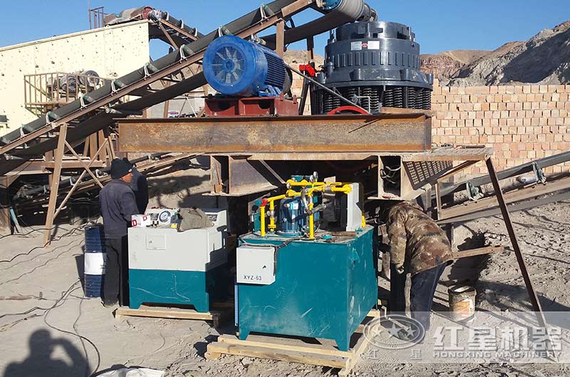 175紅星圓錐機配多少千瓦電機？每小時能生產(chǎn)多少噸石子？銅套怎么換？