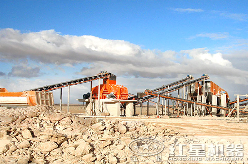 磚頭石頭混凝土破碎機環(huán)保嗎？破碎生產(chǎn)需要幾個過程？日產(chǎn)量是多少？